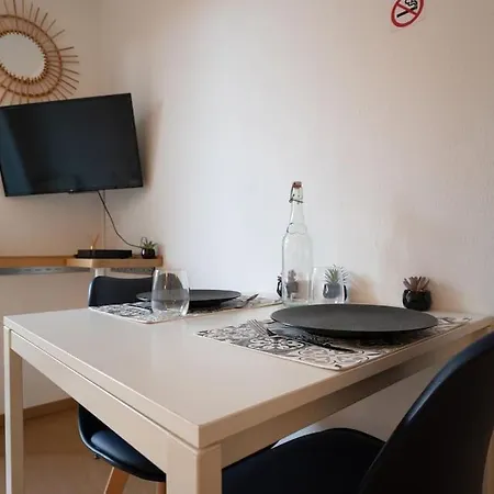Riquier Station Spot, 5 Min From Train & Tramway *